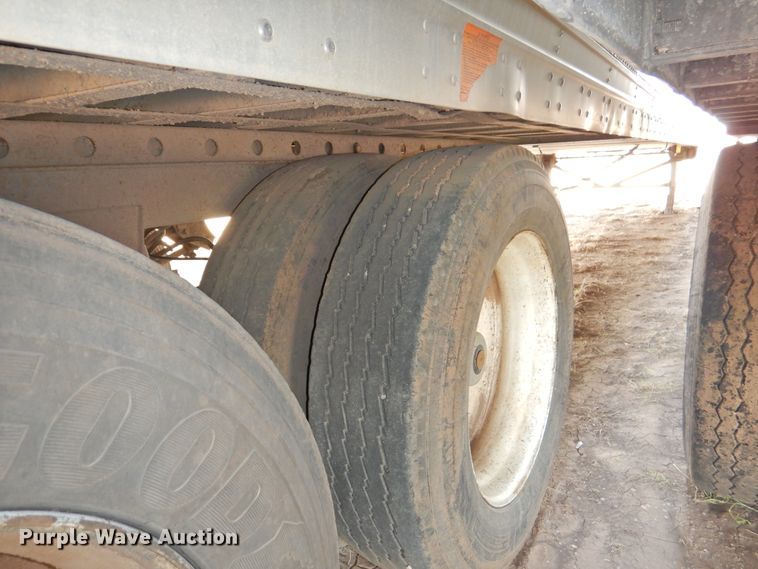 image for item DG1423 2004 Great Dane refrigerated van trailer