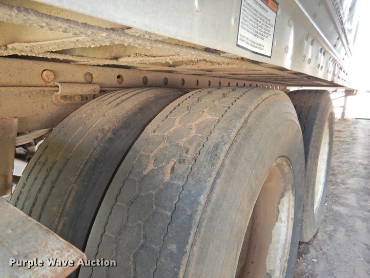 image for item DG1423 2004 Great Dane refrigerated van trailer