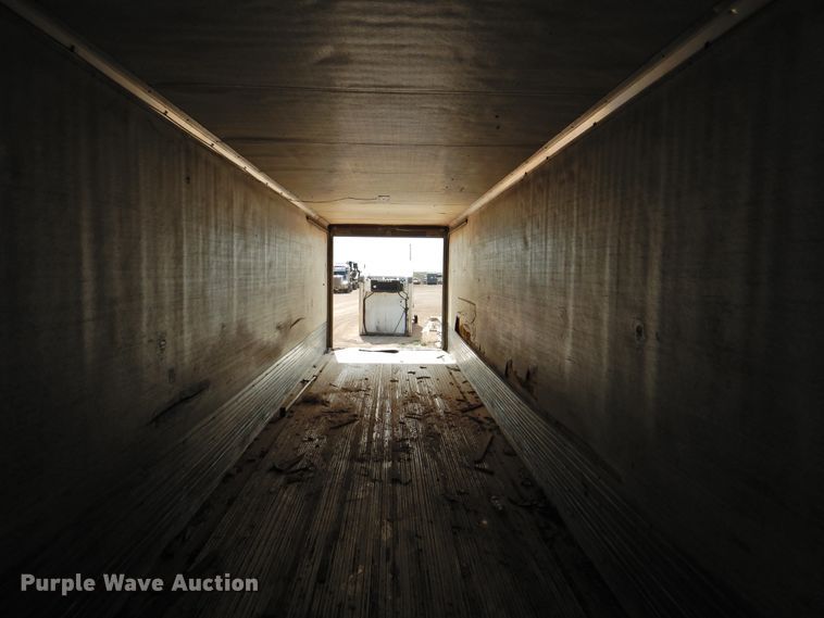 image for item DG1424 1999 Utility Trailers VS2PX refrigerated van trailer