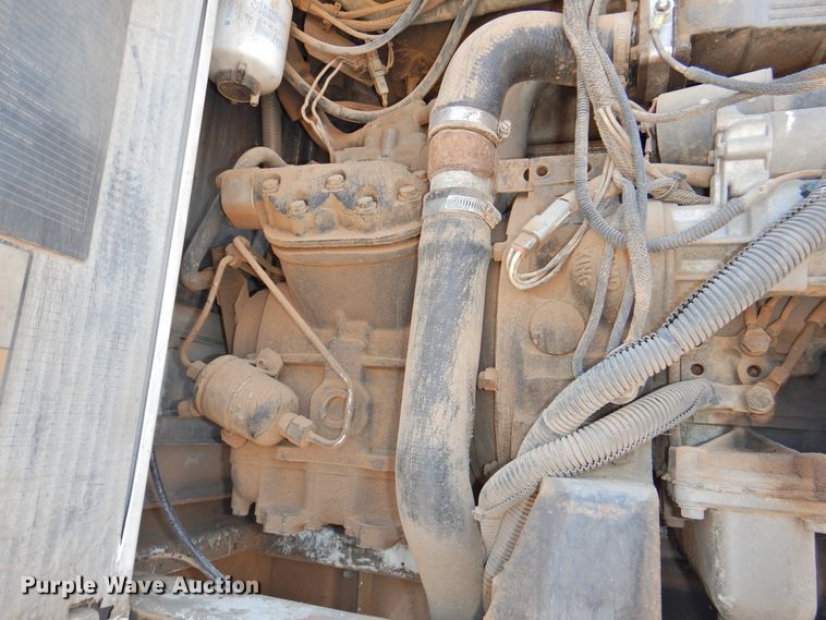 image for item DG1424 1999 Utility Trailers VS2PX refrigerated van trailer