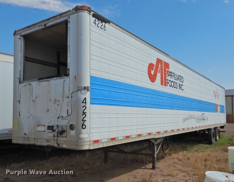 image for item DG1425 2002 Great Dane 7811TZ153 refrigerated van trailer