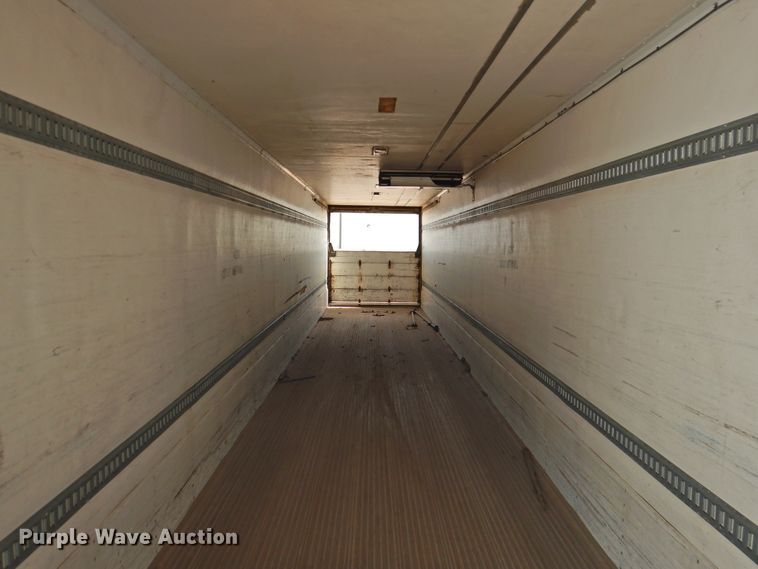 image for item DG1425 2002 Great Dane 7811TZ153 refrigerated van trailer