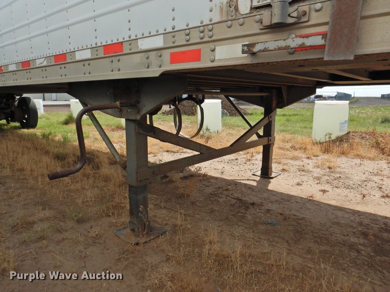 image for item DG1425 2002 Great Dane 7811TZ153 refrigerated van trailer