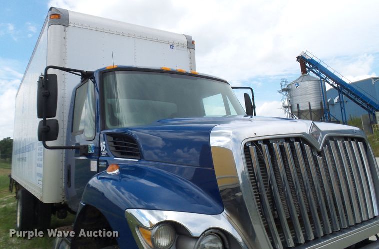 image for item DG1977 2008 International WorkStar 7300  box truck