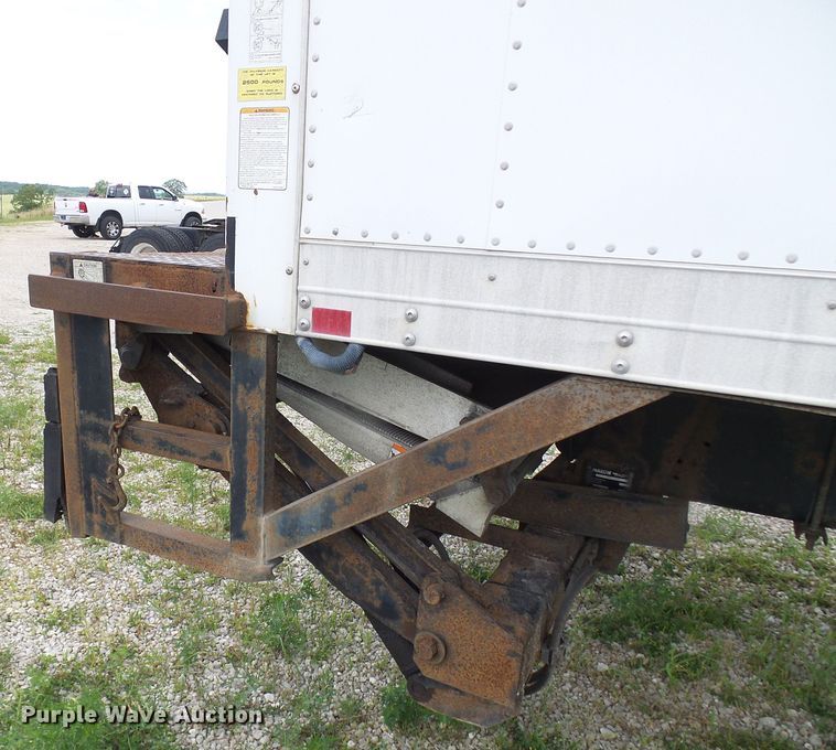 image for item DG1977 2008 International WorkStar 7300  box truck