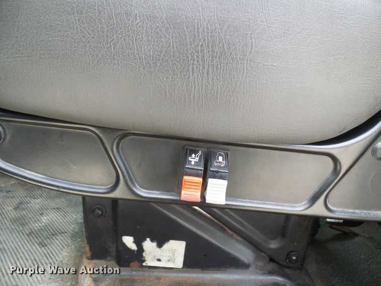 image for item DG1977 2008 International WorkStar 7300  box truck