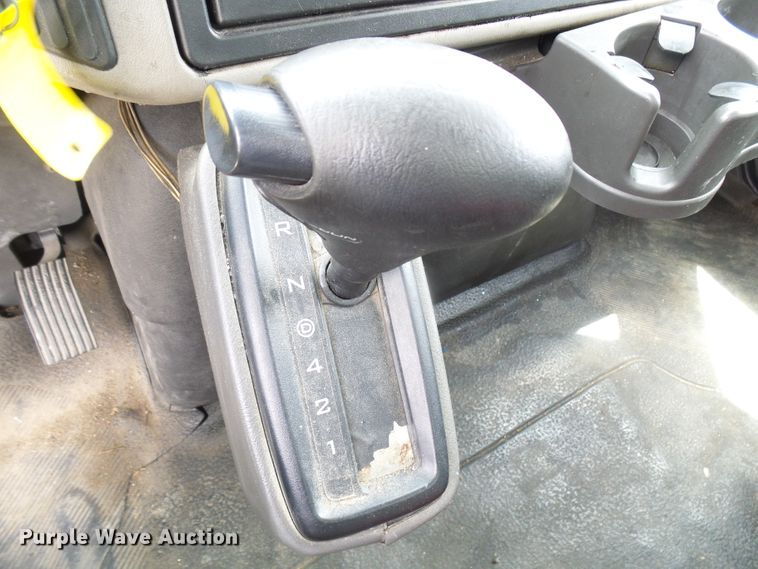 image for item DG1977 2008 International WorkStar 7300  box truck