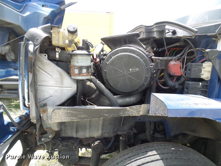 image for item DG1977 2008 International WorkStar 7300  box truck