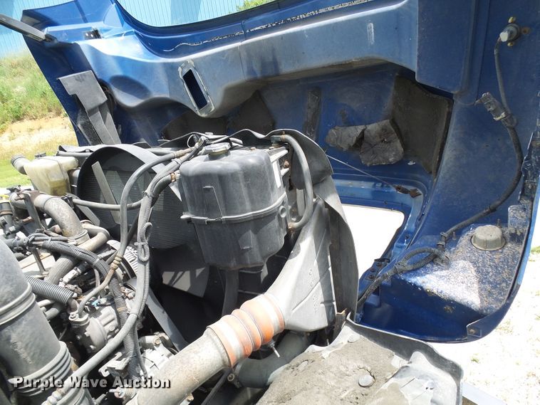 image for item DG1977 2008 International WorkStar 7300  box truck