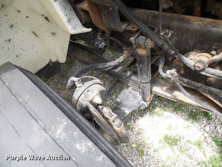 image for item DG1978 2009 International DuraStar 4400  semi truck