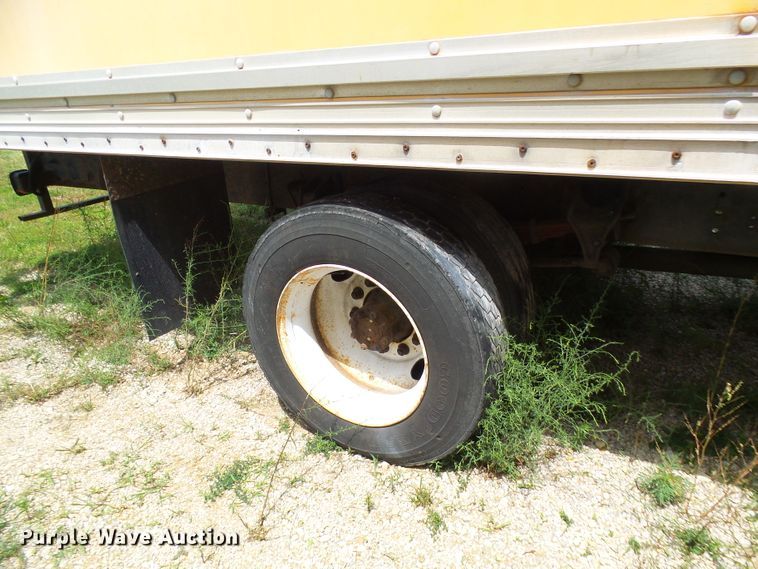 image for item DG1979 2002 International 4300  box truck