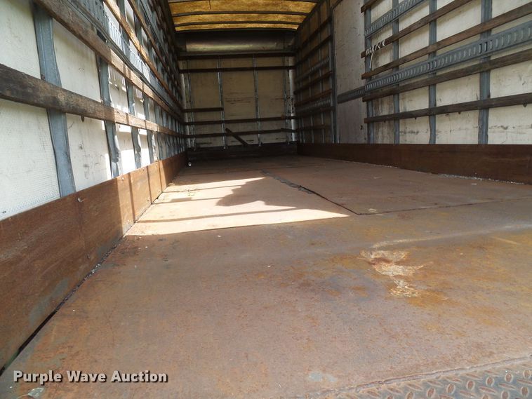 image for item DG1979 2002 International 4300  box truck