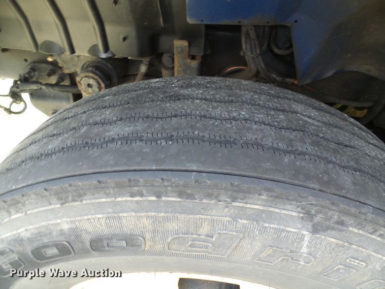 image for item DG1980 2012 International WorkStar 7300  box truck