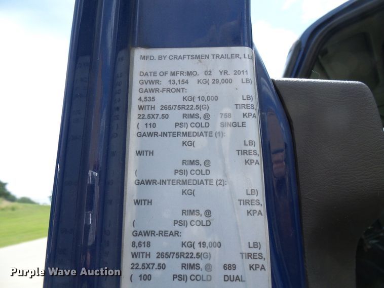 image for item DG1980 2012 International WorkStar 7300  box truck