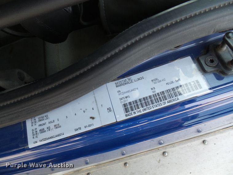 image for item DG1980 2012 International WorkStar 7300  box truck