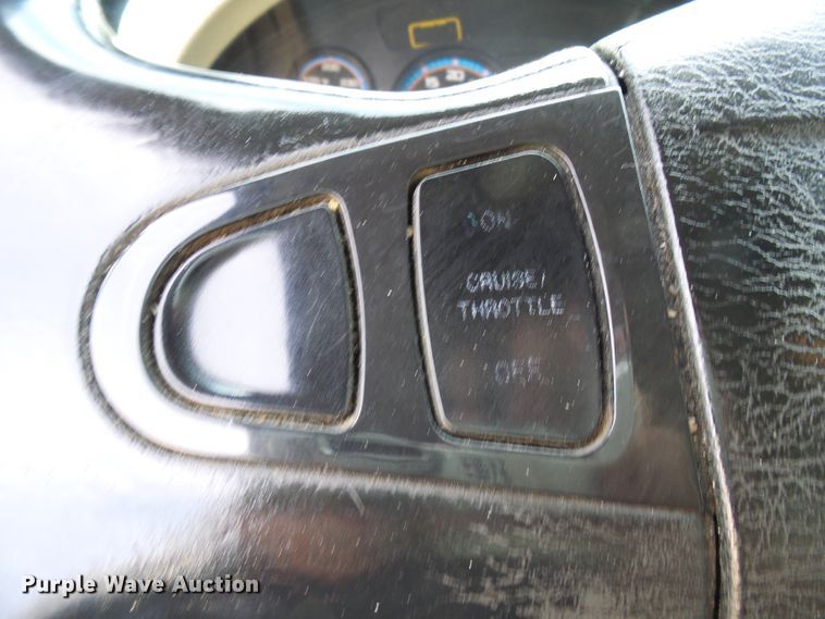 image for item DG1980 2012 International WorkStar 7300  box truck