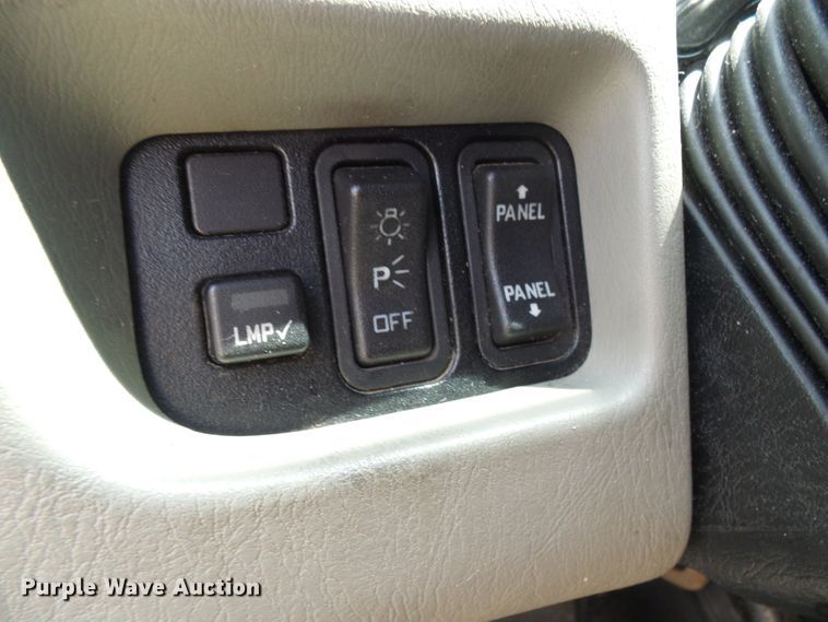 image for item DG1980 2012 International WorkStar 7300  box truck