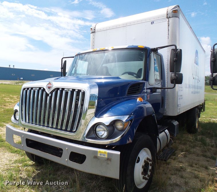 image for item DG1981 2013 International WorkStar 7300  box truck