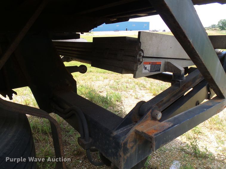 image for item DG1981 2013 International WorkStar 7300  box truck