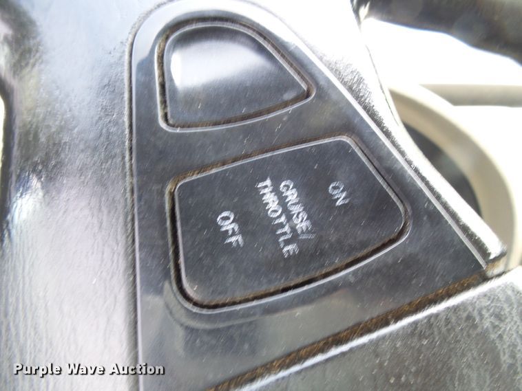 image for item DG1981 2013 International WorkStar 7300  box truck