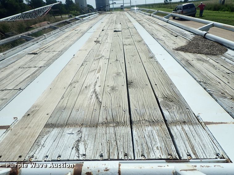 image for item DG2396 1990 Aztec CT flatbed hay trailer