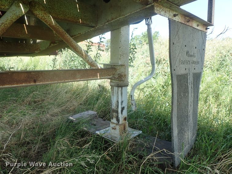 image for item DG2396 1990 Aztec CT flatbed hay trailer