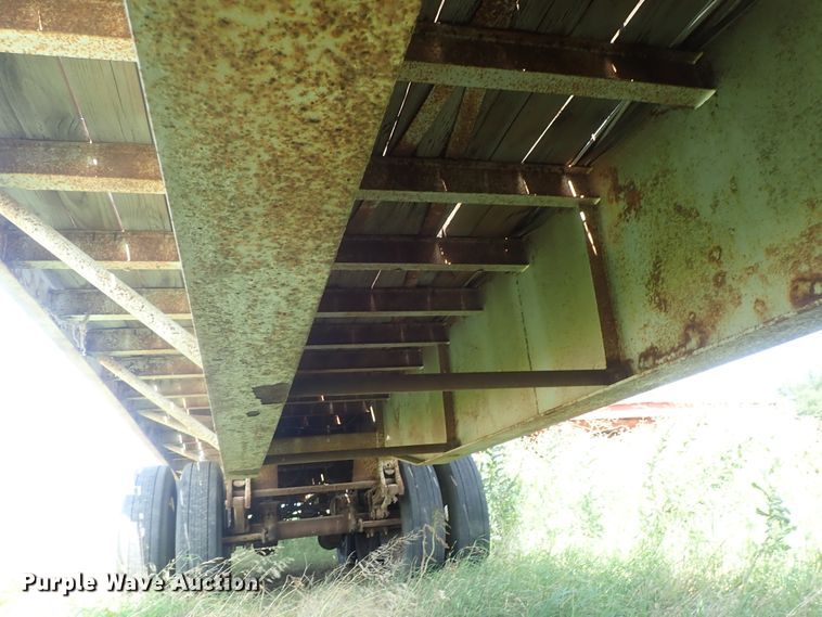 image for item DG2396 1990 Aztec CT flatbed hay trailer