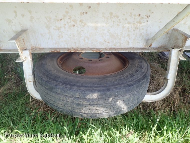 image for item DG2396 1990 Aztec CT flatbed hay trailer