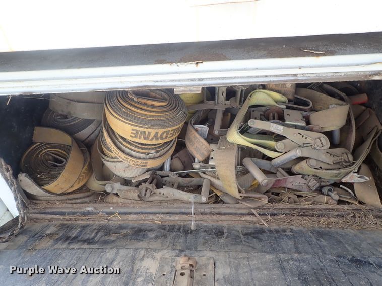 image for item DG2397 1974 Wilson GH-400 flatbed hay trailer