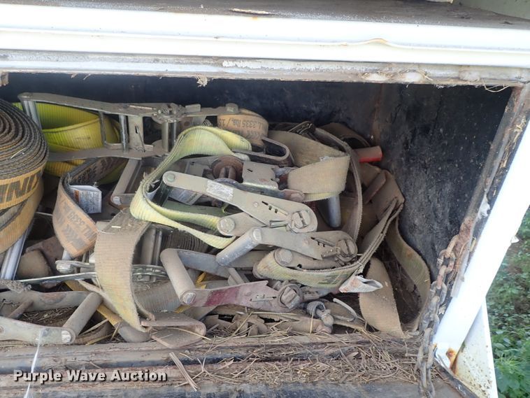 image for item DG2397 1974 Wilson GH-400 flatbed hay trailer