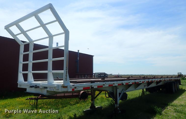 image for item DG2398 1988 Utility flatbed hay trailer