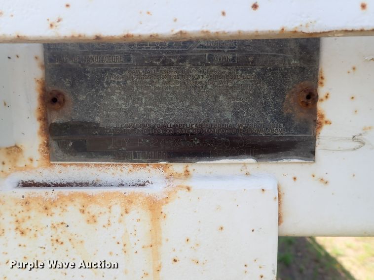 image for item DG2398 1988 Utility flatbed hay trailer