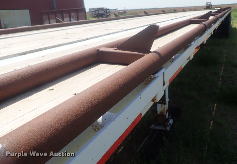 image for item DG2398 1988 Utility flatbed hay trailer