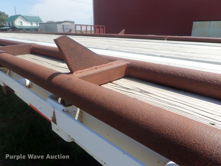 image for item DG2398 1988 Utility flatbed hay trailer