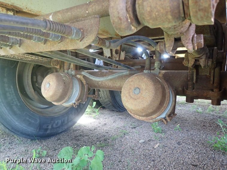 image for item DG2398 1988 Utility flatbed hay trailer