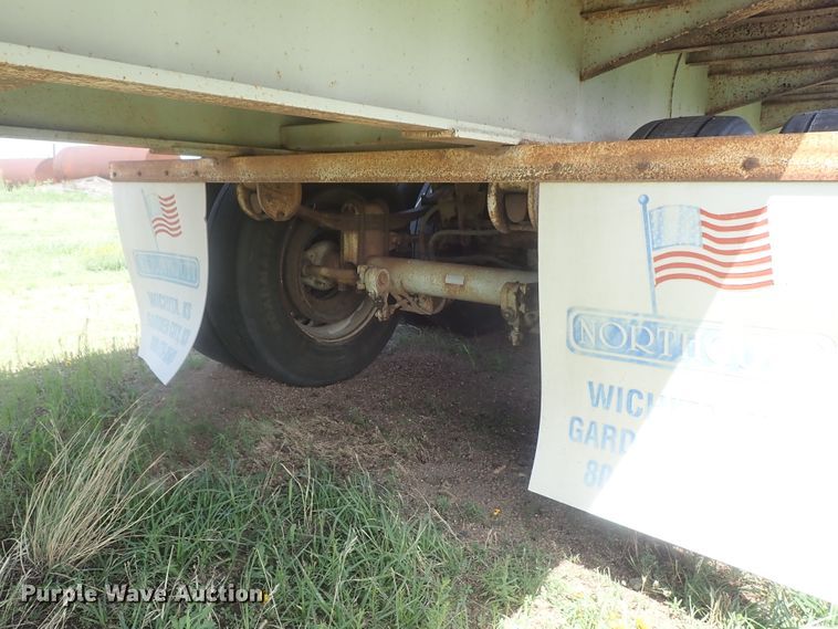 image for item DG2398 1988 Utility flatbed hay trailer