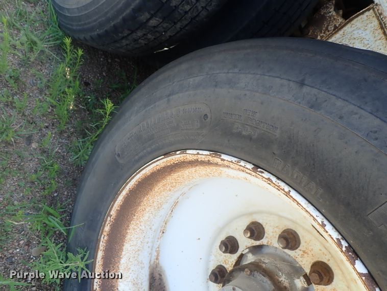 image for item DG2398 1988 Utility flatbed hay trailer