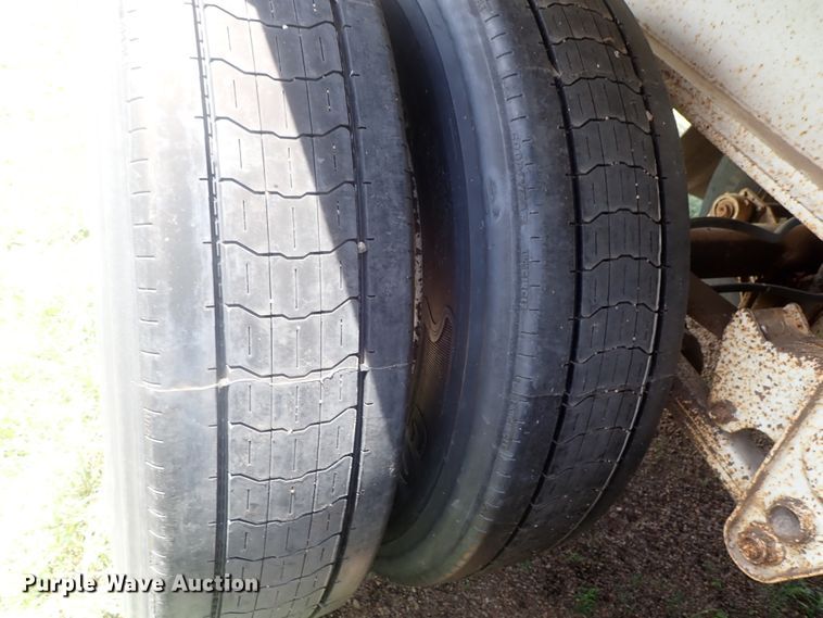 image for item DG2398 1988 Utility flatbed hay trailer