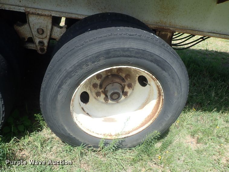 image for item DG2398 1988 Utility flatbed hay trailer