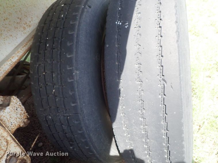 image for item DG2398 1988 Utility flatbed hay trailer