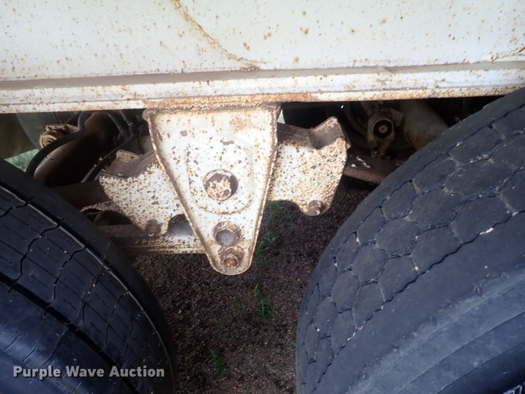 image for item DG2398 1988 Utility flatbed hay trailer