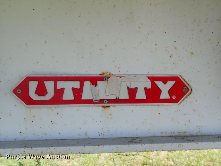 image for item DG2398 1988 Utility flatbed hay trailer