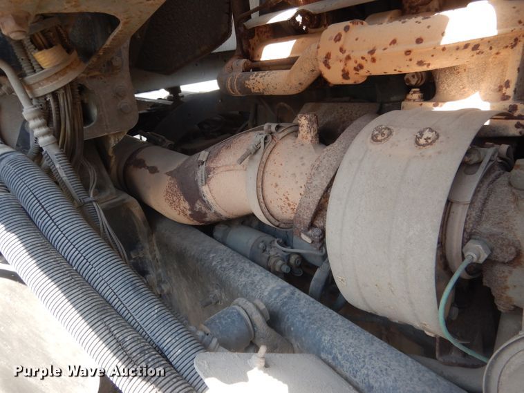 image for item DG4504 2007 Freightliner Columbia  semi truck