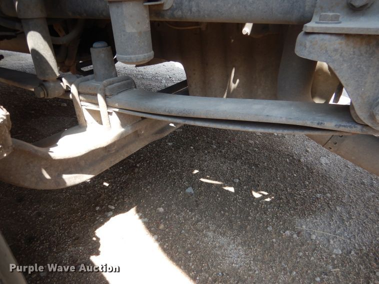 image for item DG4504 2007 Freightliner Columbia  semi truck