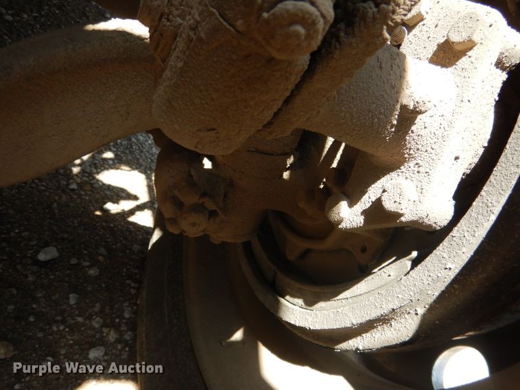 image for item DG4504 2007 Freightliner Columbia  semi truck