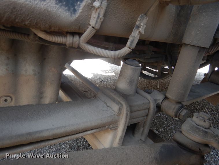 image for item DG4504 2007 Freightliner Columbia  semi truck