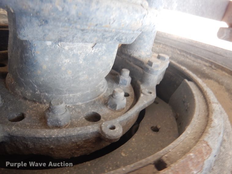 image for item DG4504 2007 Freightliner Columbia  semi truck