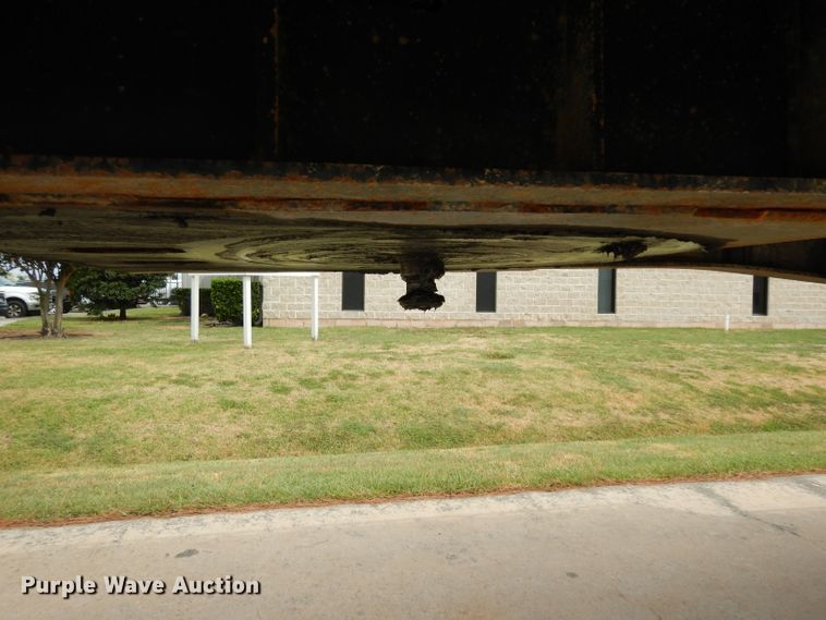 image for item DG6869 2011 Transcraft DTL-2100 drop deck trailer