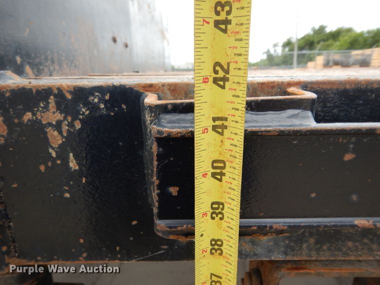 image for item DG6869 2011 Transcraft DTL-2100 drop deck trailer