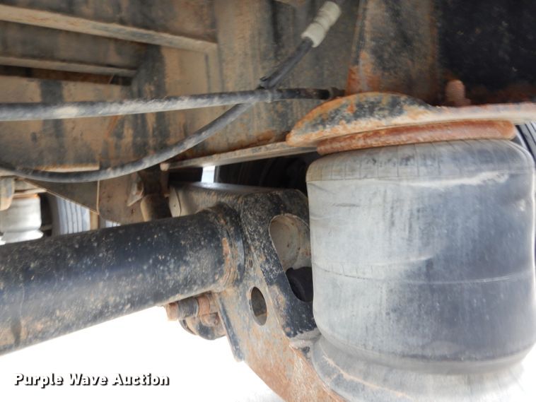 image for item DG6869 2011 Transcraft DTL-2100 drop deck trailer